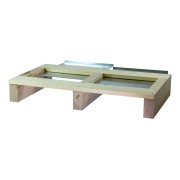 Support and pallets