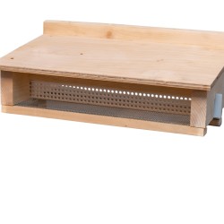 BEE ENTRANCE POLLEN TRAP FOR 10 FRAME STATIONARY BEEHIVE FR MODEL BEE ENTRANCE POLLEN TRAP FOR 10 FRAME STATIONARY BEEHIVE FR MODEL
