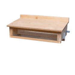 BEE ENTRANCE POLLEN TRAP FOR 10 FRAME STATIONARY BEEHIVE FR MODEL BEE ENTRANCE POLLEN TRAP FOR 10 FRAME STATIONARY BEEHIVE FR MODEL