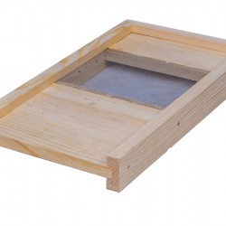 SEMI-VENTED BOTTOM BOARD THE BOX-JOINED NUC HIVE WITH 22mm THICK SIDES (TENONE) SEMI-VENTED BOTTOM BOARD THE BOX-JOINED NUC HIVE WITH 22mm THICK SIDES (TENONE)