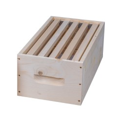 DADANT 1/2 NUC HONEY SUPER WITH 15mm THICK SPRUCE SIDES FR MODEL  DADANT 1/2 NUC HONEY SUPER WITH 15mm THICK SPRUCE SIDES FR MODEL